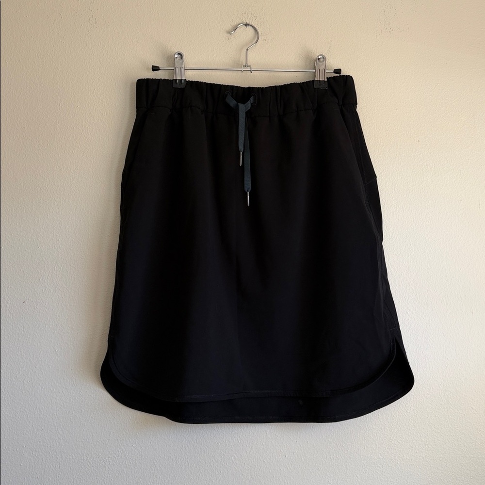 Lululemon on the fly skirt 21”